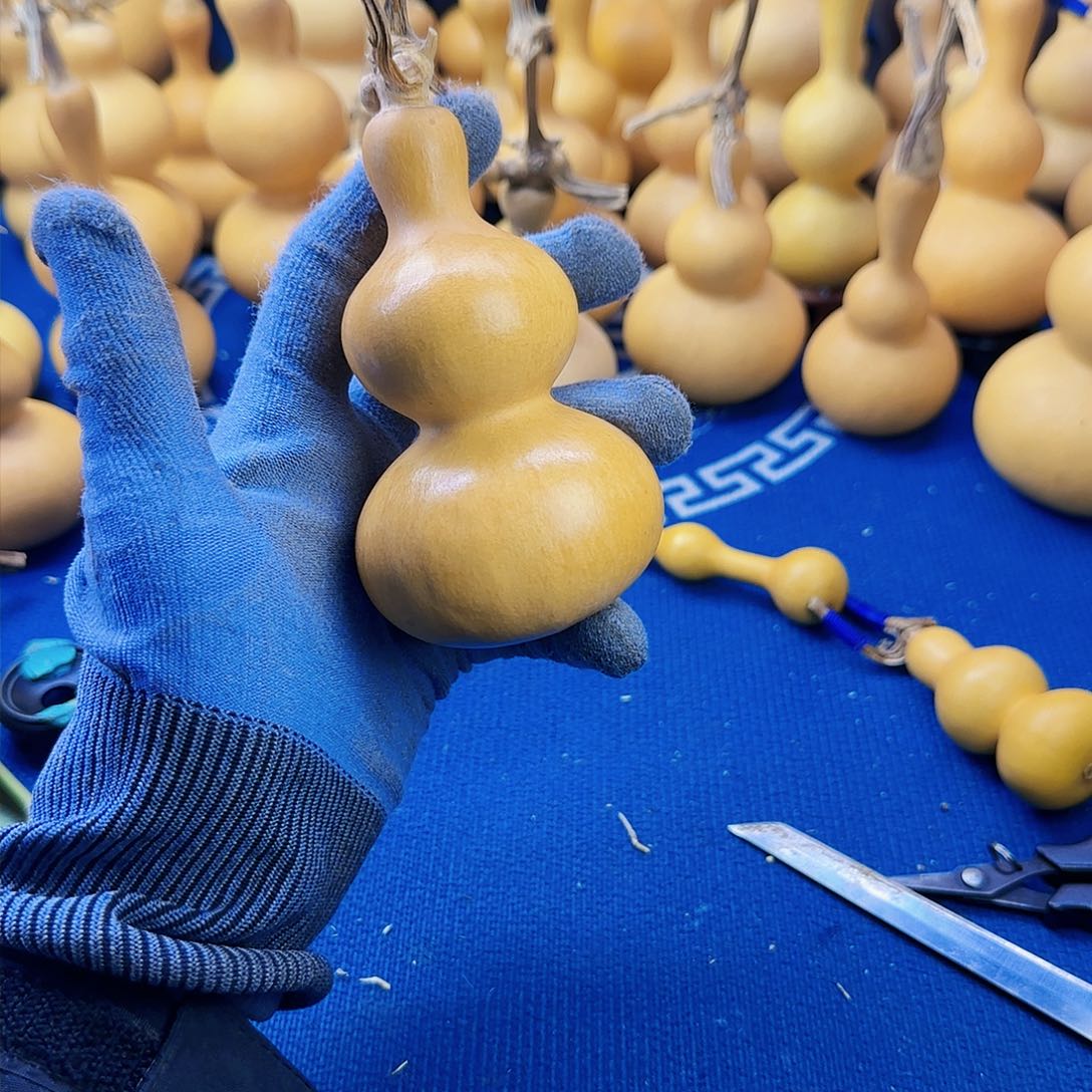 亦*影你在家等着吧你的。你的电话怎么