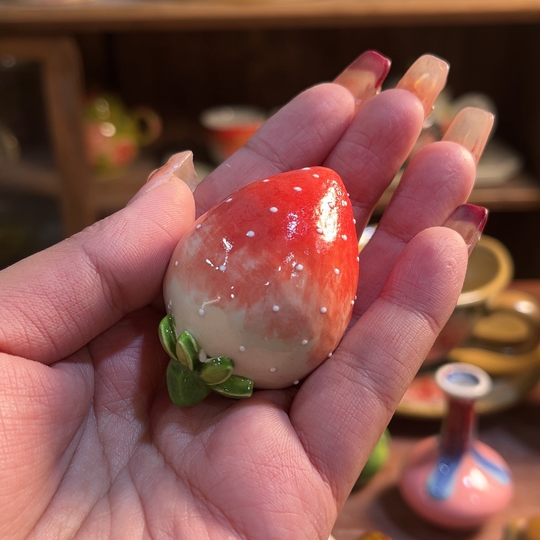 瓷片红红火火过大年