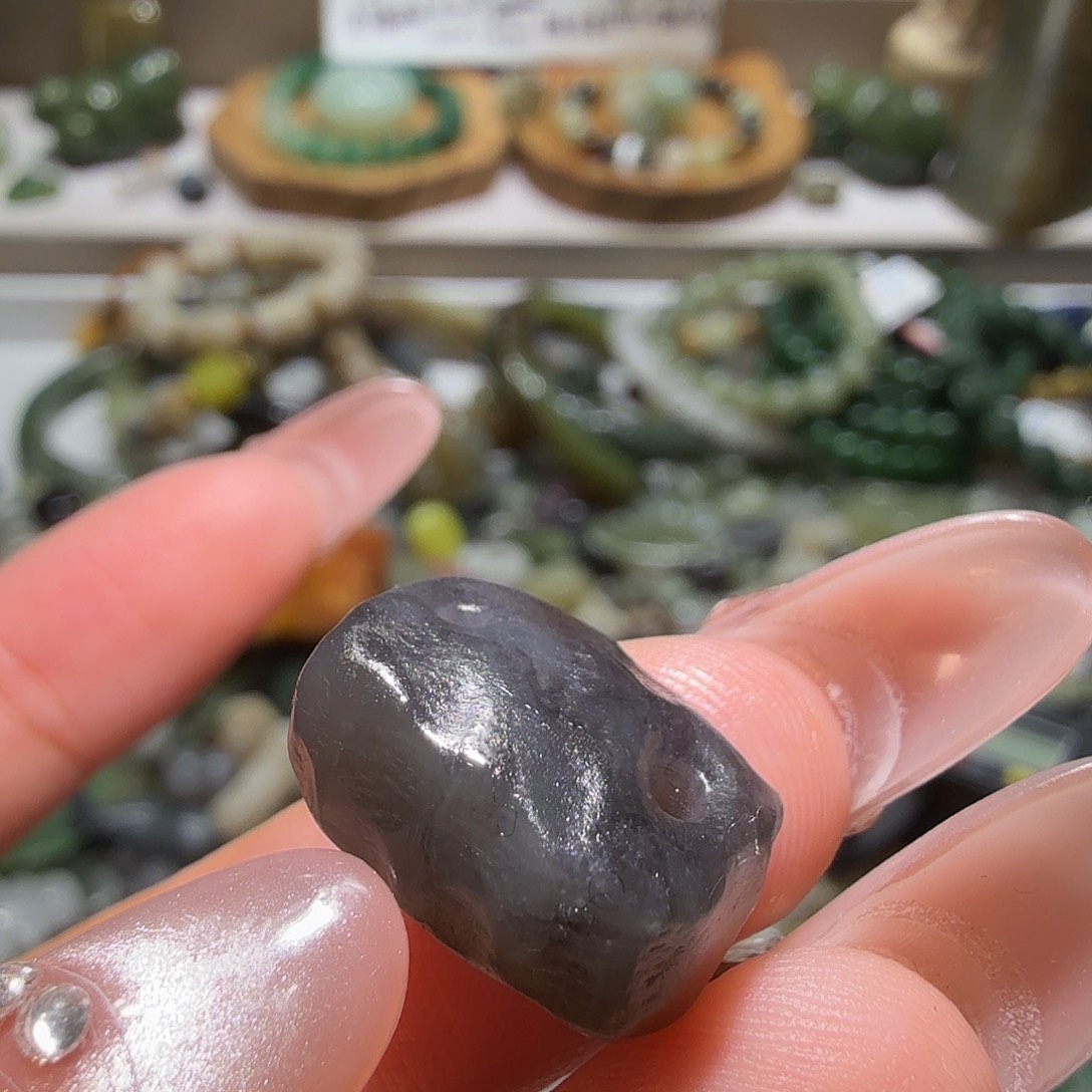 和田玉未镶嵌珠宝奇石