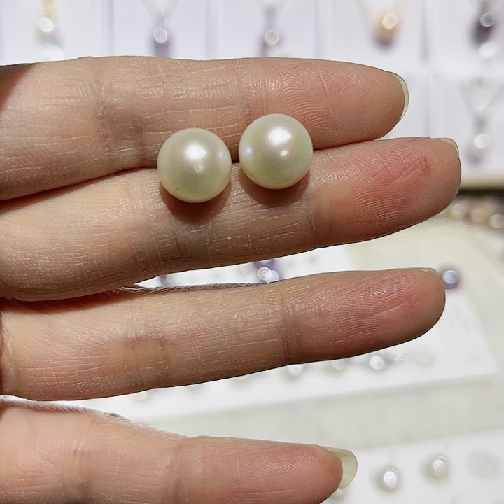 淡水珍珠白珠耳钉银S925镶嵌