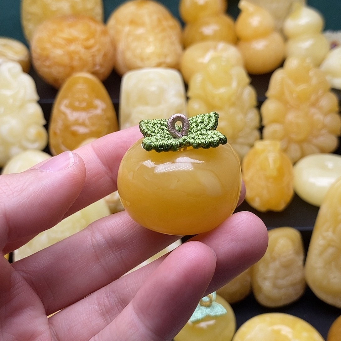 琥珀颈饰未镶嵌琥珀蜜蜡