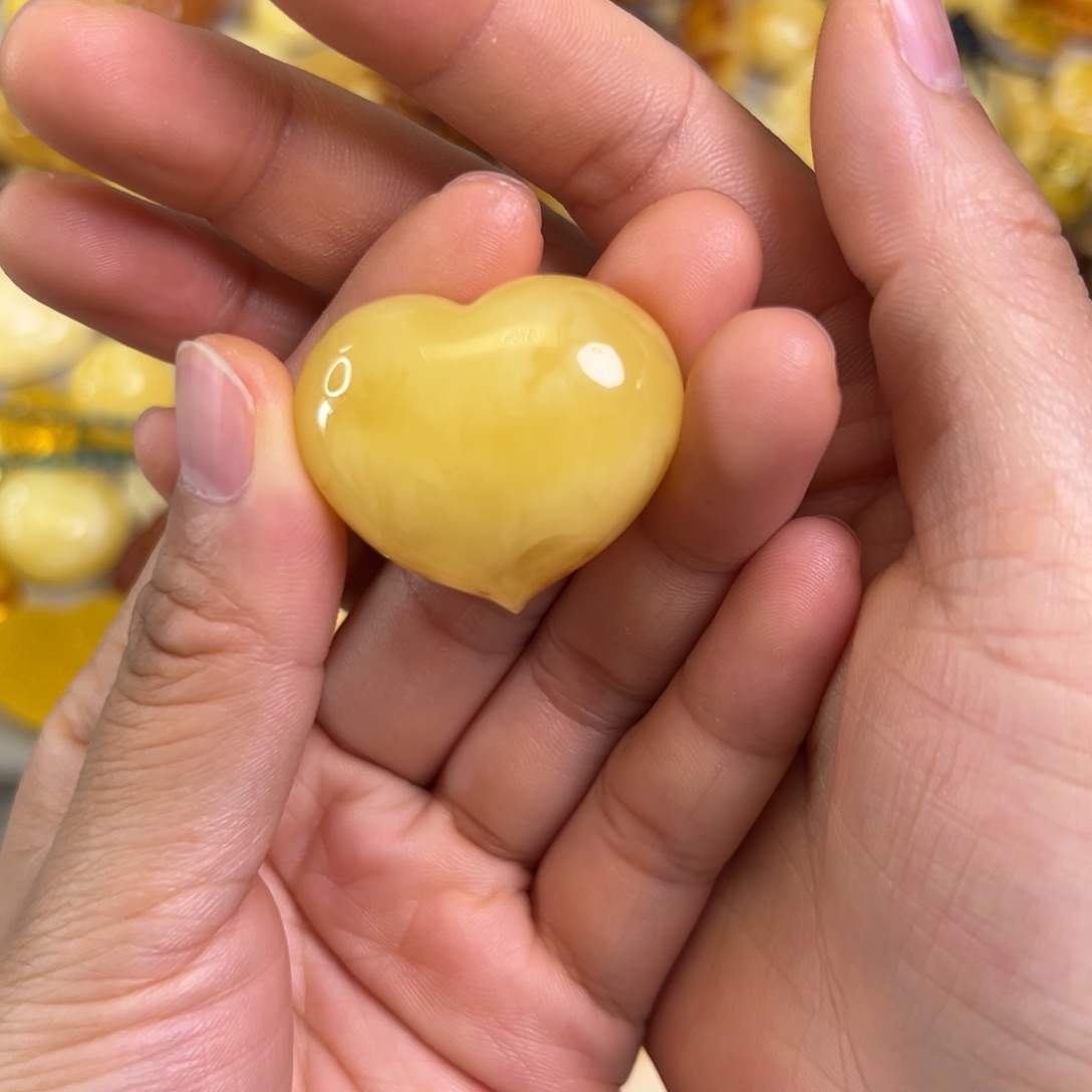 未镶嵌蜜蜡裸石蜜蜡