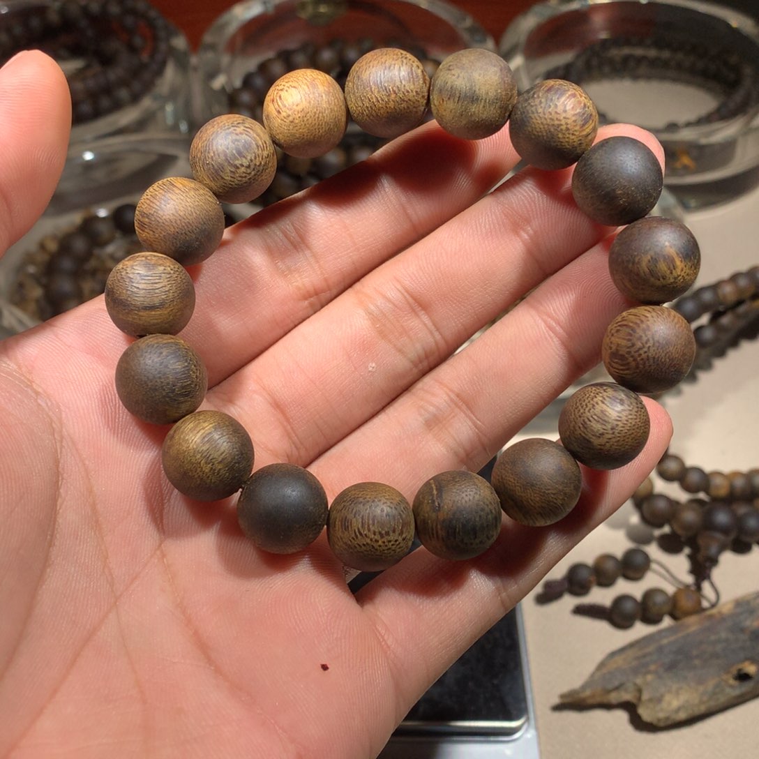 沉香手串江*种植绿棋1.3单圈