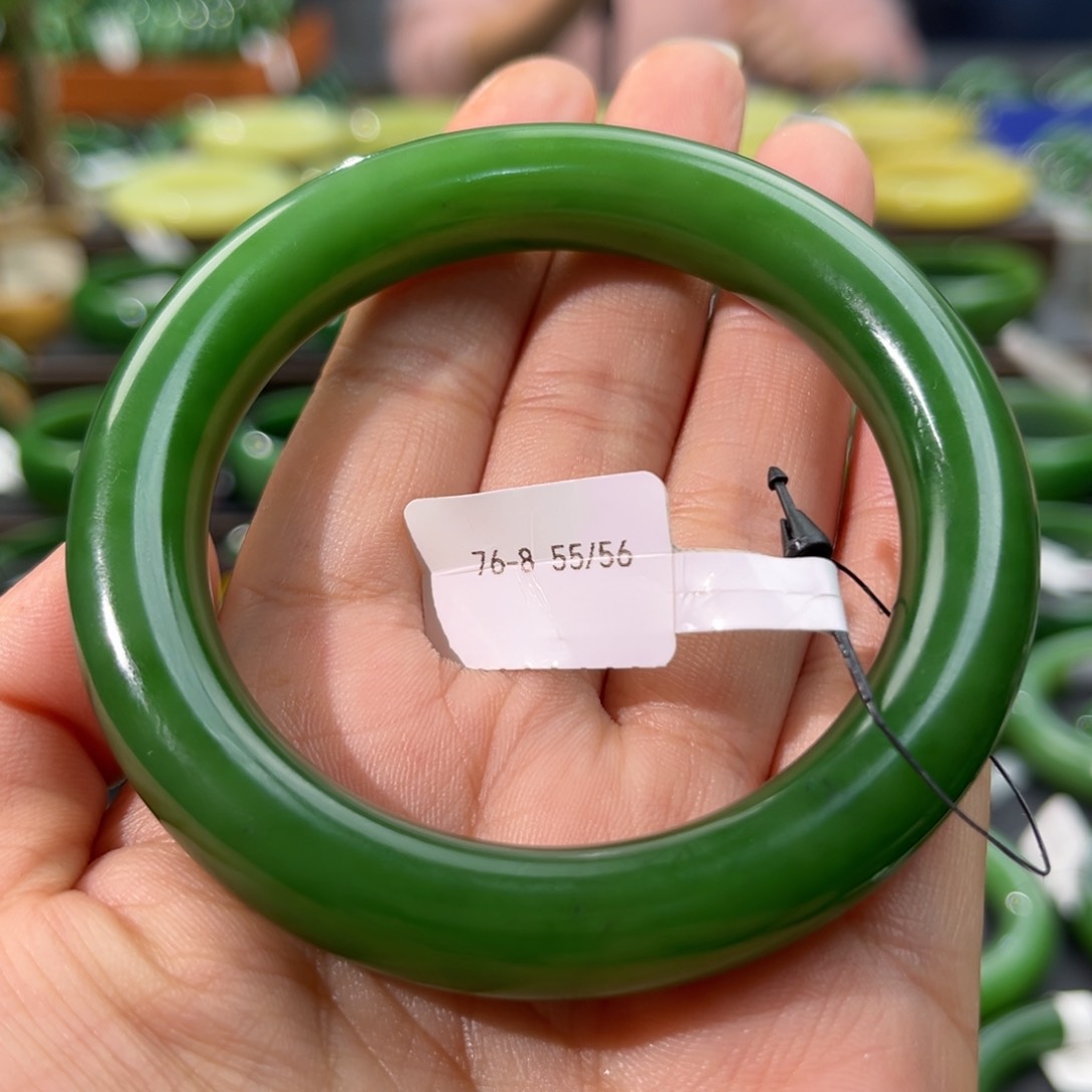 和田玉（碧玉）手镯未镶嵌