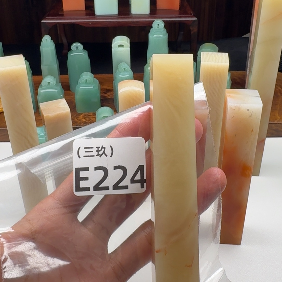 Q***S老挝石老挝 老挝 老挝 老挝