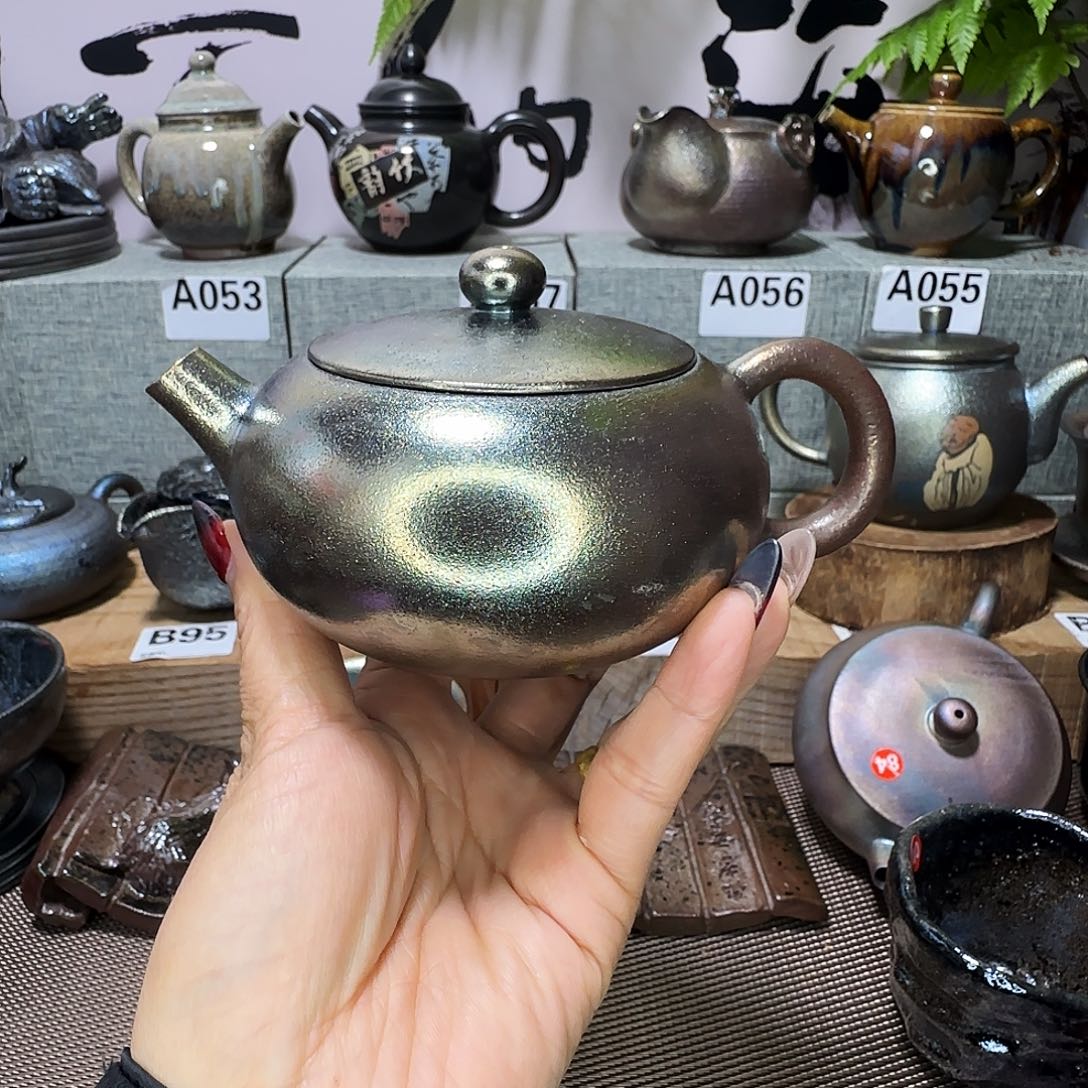 壶谓**忧建水紫陶柴烧壶