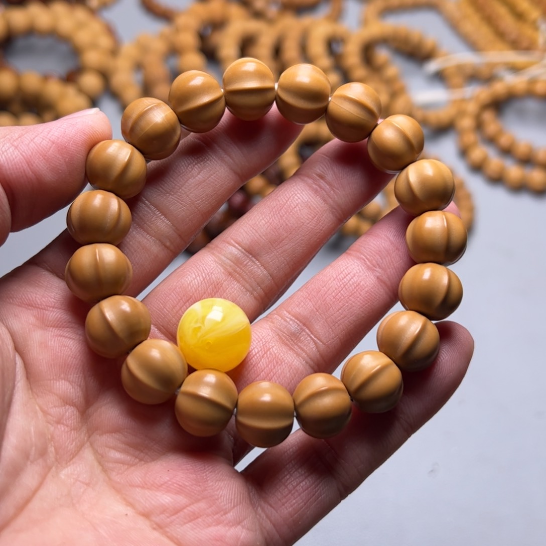 猴头核桃手串猴头鲨鱼背