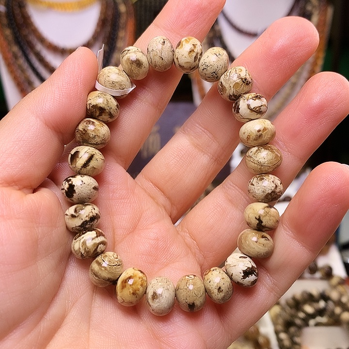 柠***冰琥珀未镶嵌裸石抚顺琥珀10+423