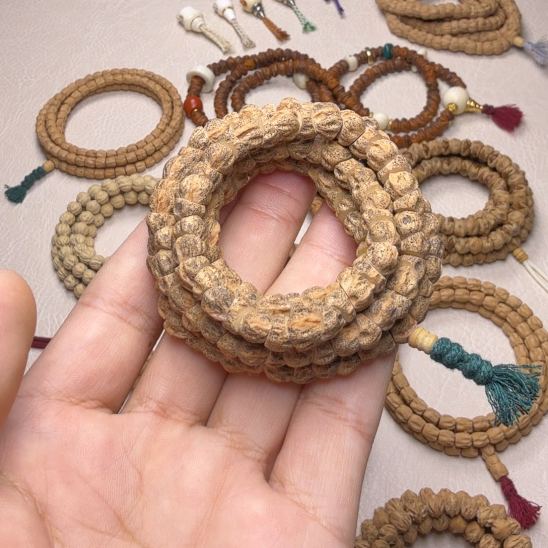 柏香籽/百香籽吊坠几何龙脊肠