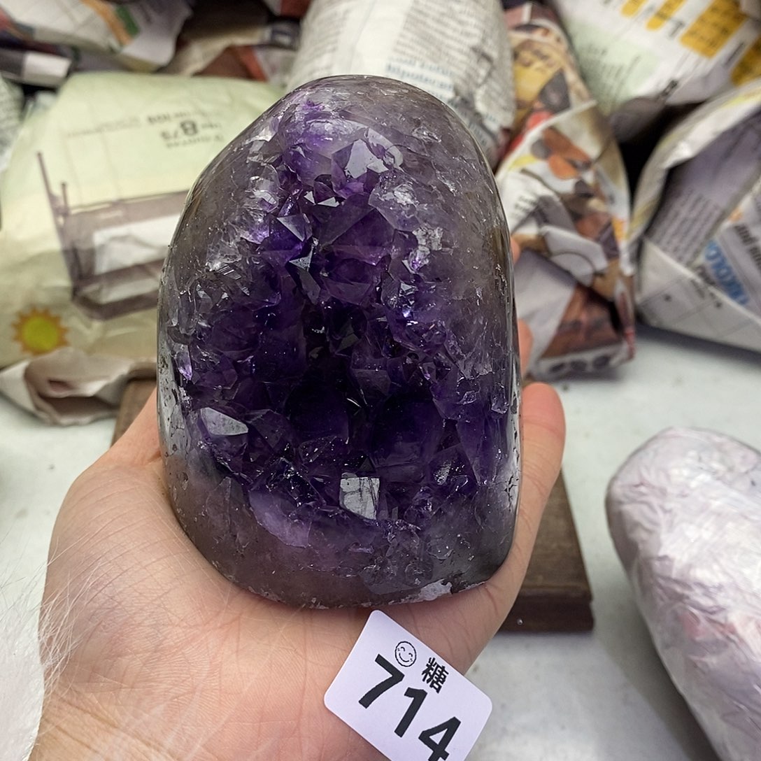 紫晶大型摆件（非配饰）未镶嵌