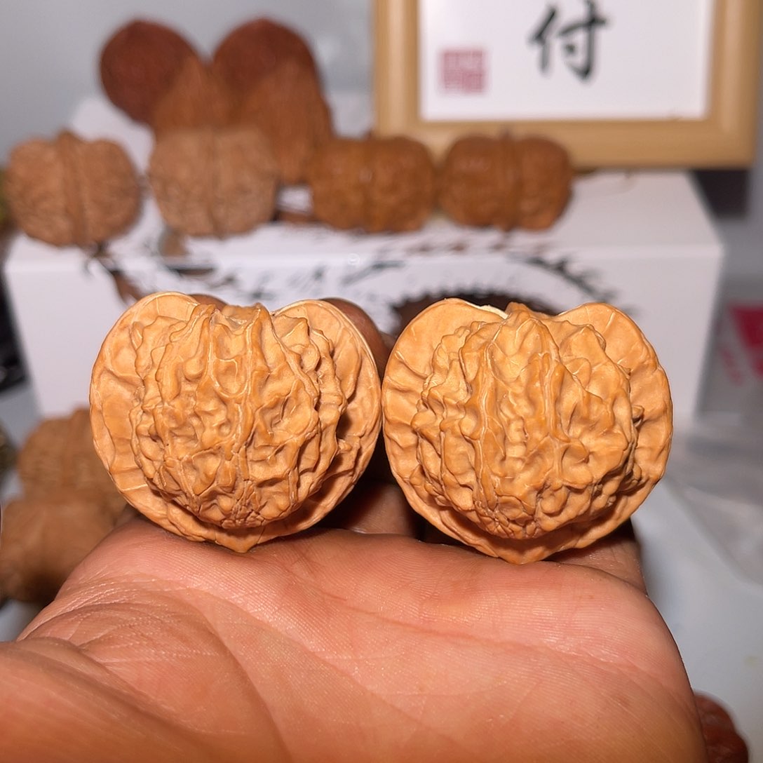 文玩核桃吊坠盘山公子帽
