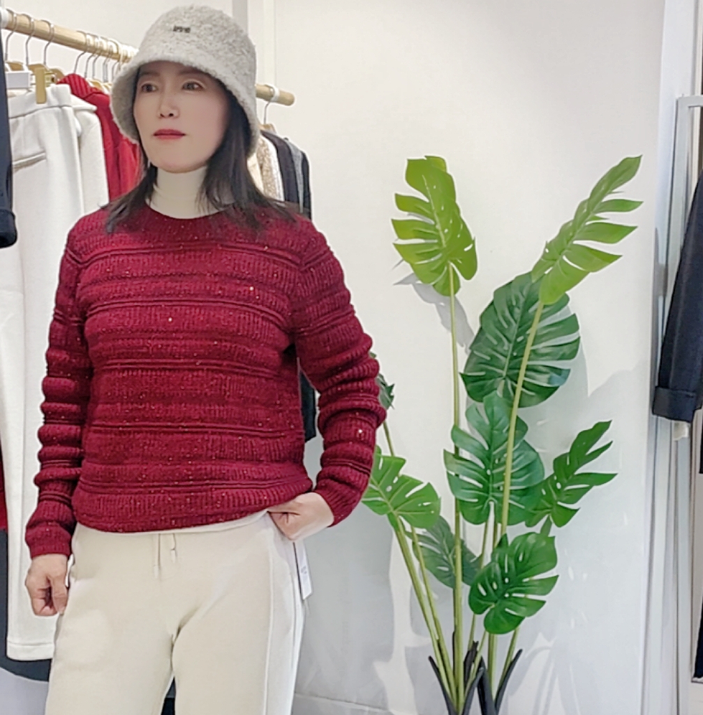 高级感红色毛衣女秋季新款长袖打底衫内搭针织衫上衣