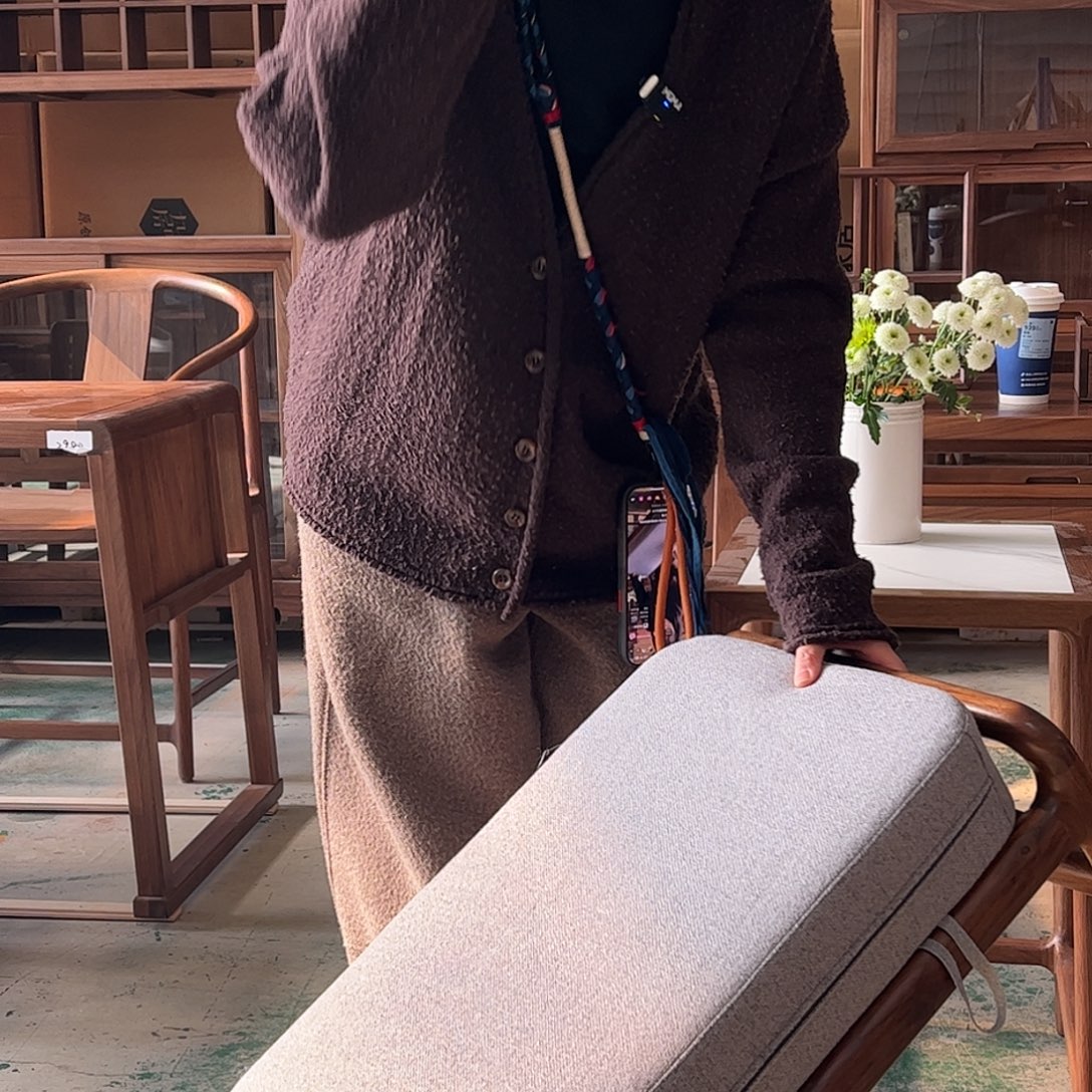 木（非红木类）换鞋凳黑胡桃木