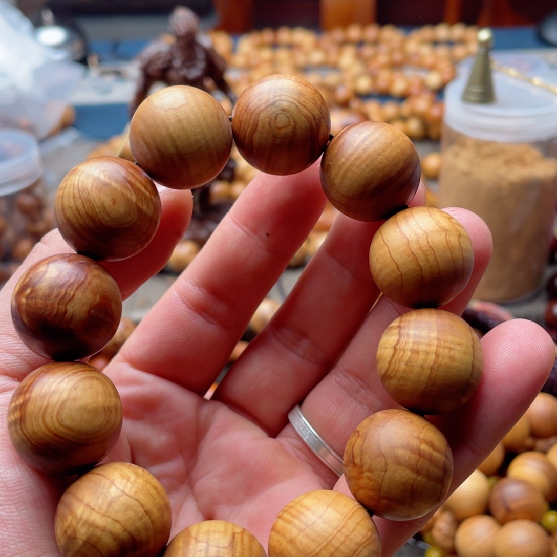 柏木（崖柏）手串/手链与**武2.0崖柏戴手套