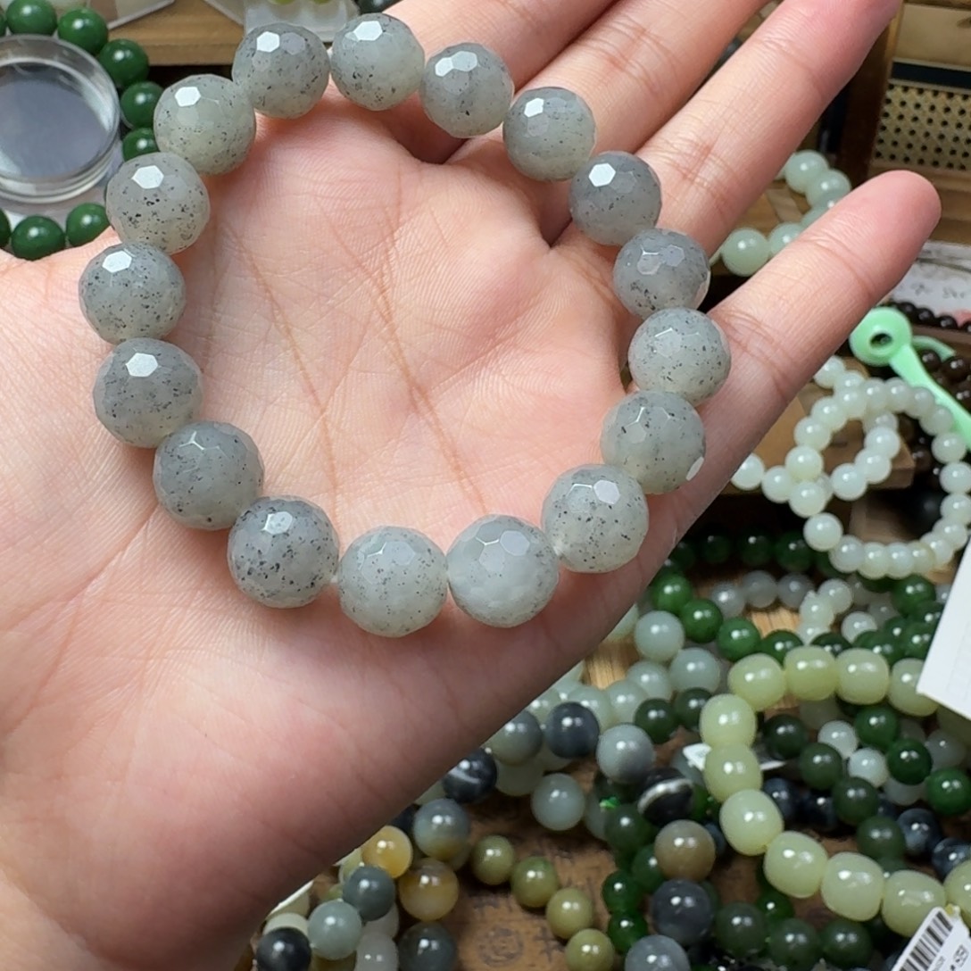 和田玉未镶嵌手链