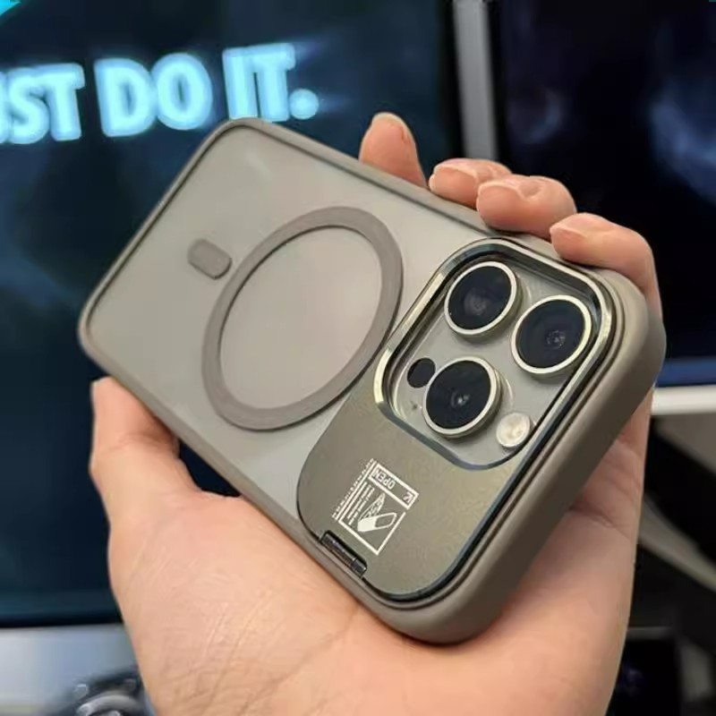 适用iPhone16PROMAX手机壳隐形多维支架苹果15鹰眼护镜磁吸保护套