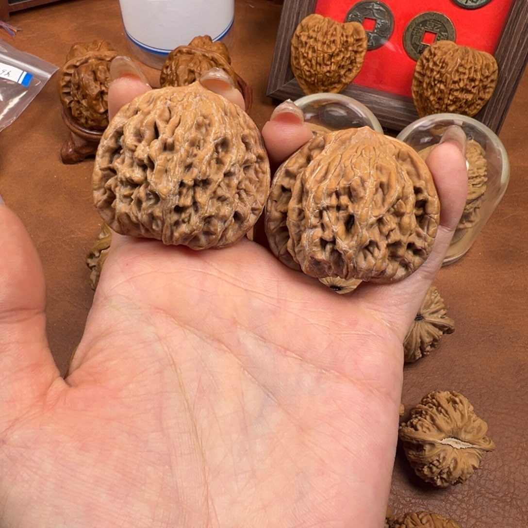 墨***菲手串/手链核桃全品无修41+