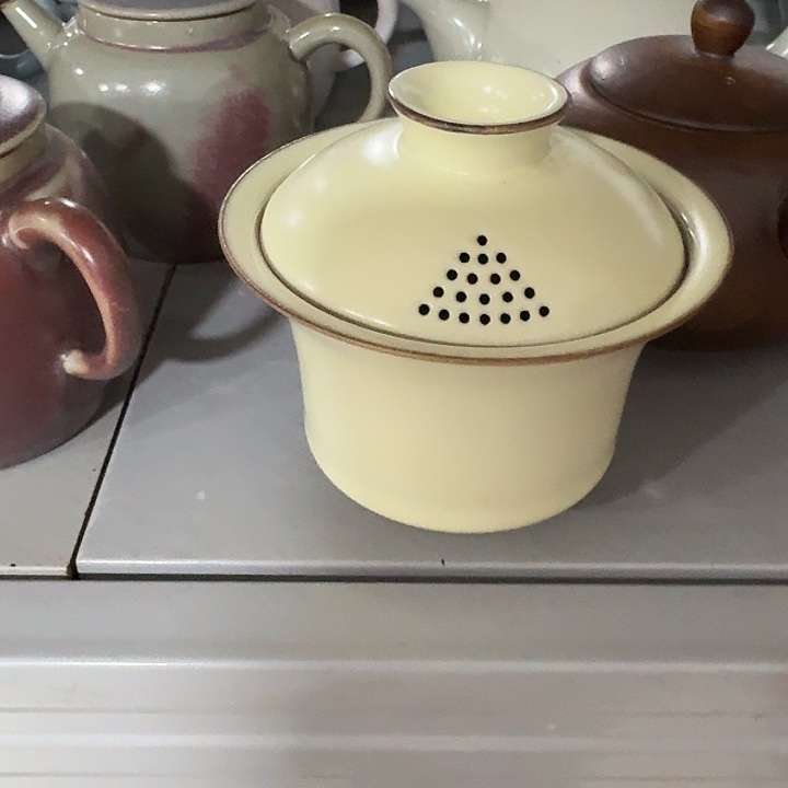 主人杯一个，瓷。。。