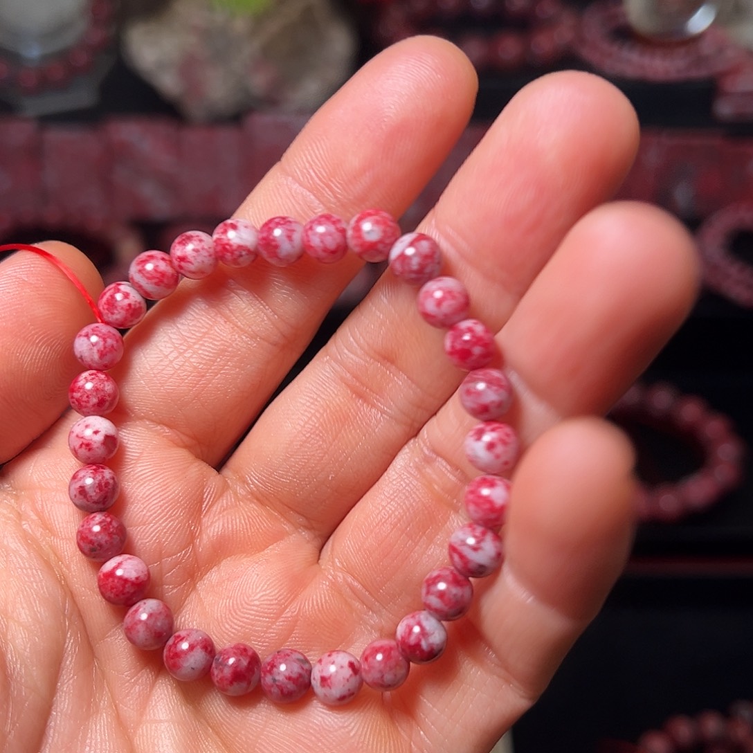 天***天天然辰砂原石手串