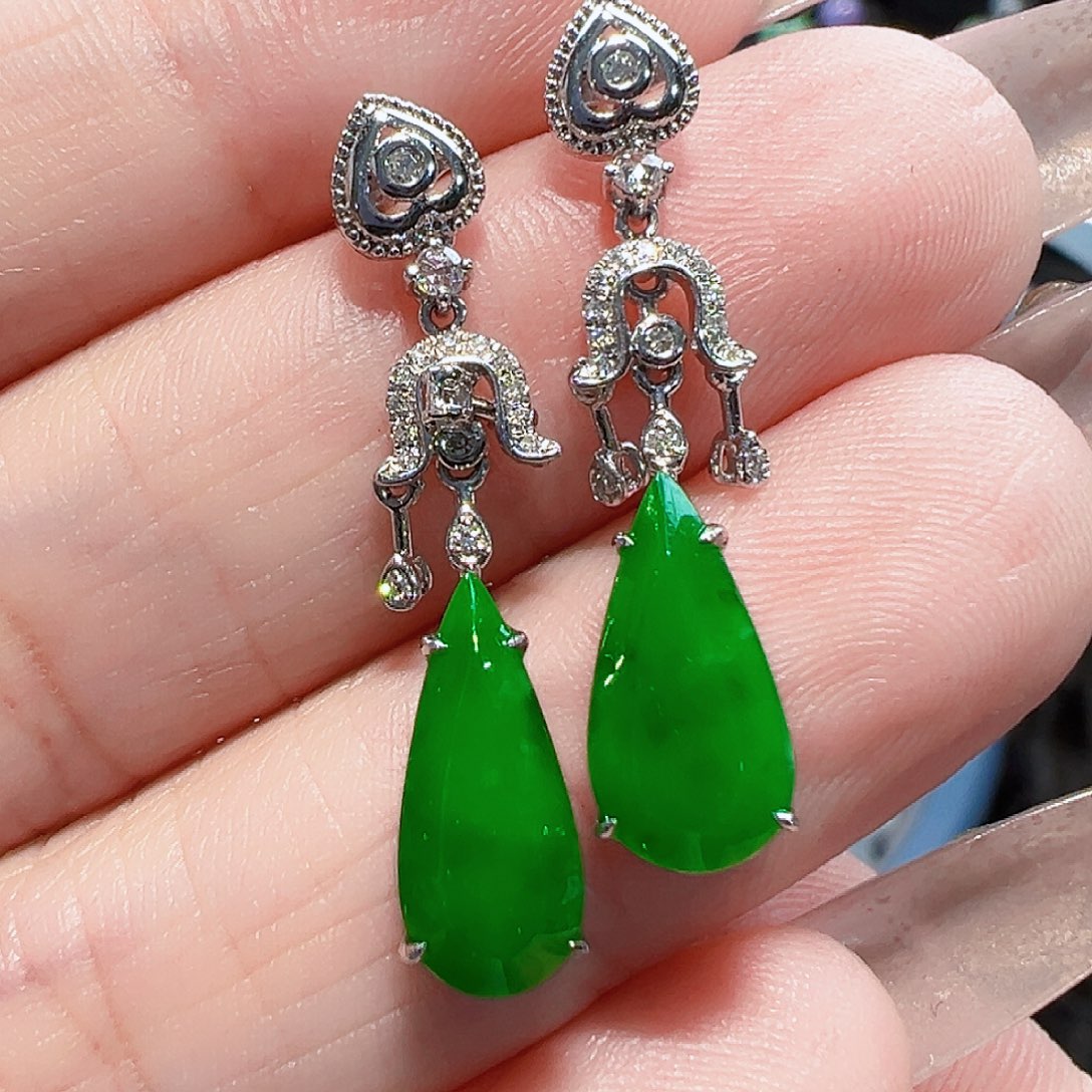 翡翠耳饰18K金镶嵌签收后24小时鉴赏期