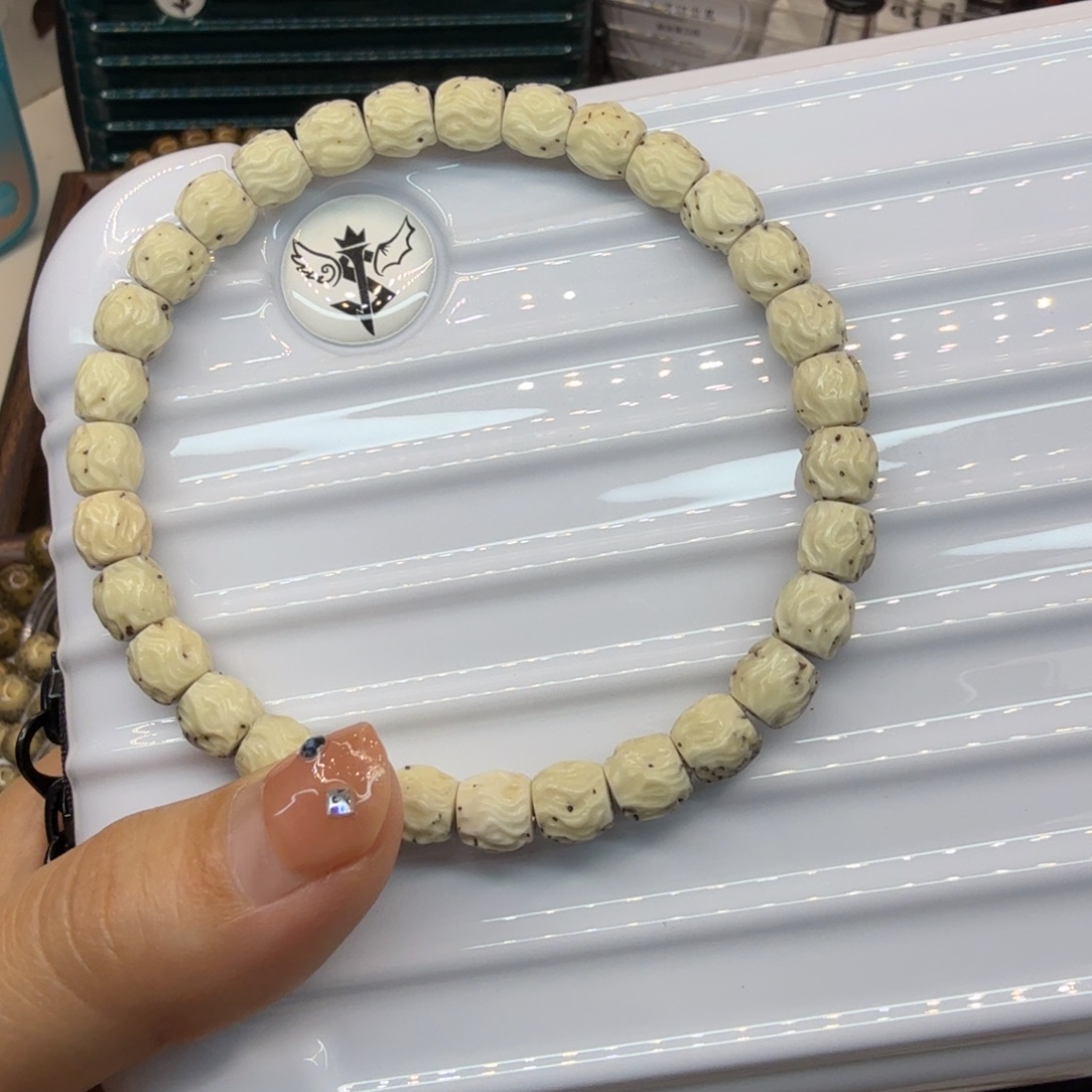 开***乐星月菩提吊坠，时光龙须7×6