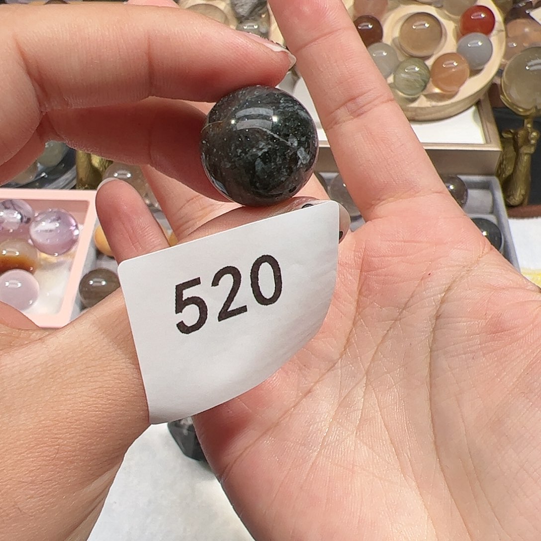 未镶嵌大型摆件（非配饰）水晶
