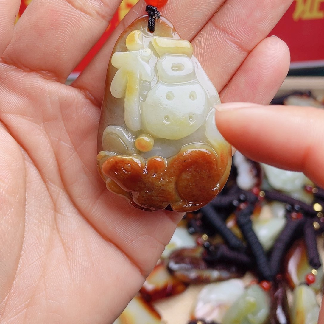 和田玉颈饰未镶嵌