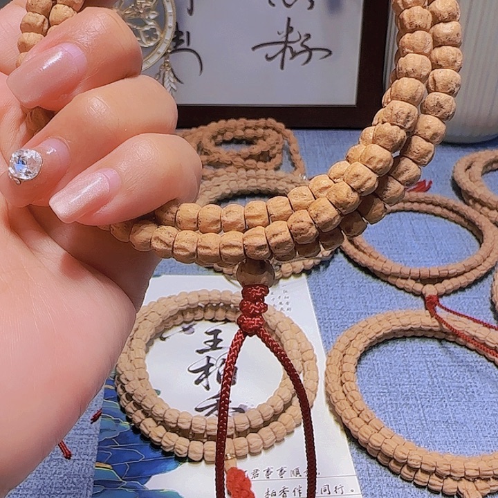 长***城柏香籽/百香籽吊坠