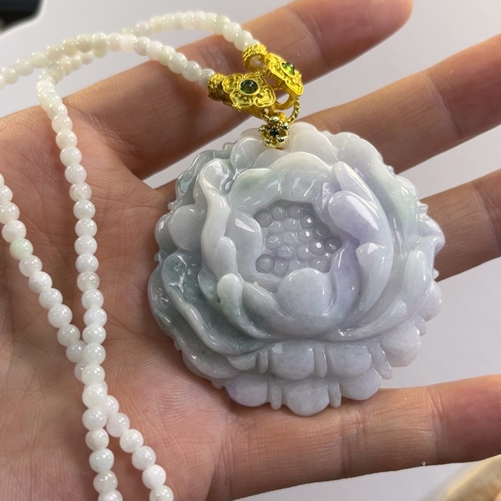 翡翠吊坠(赠链)未镶嵌代编织