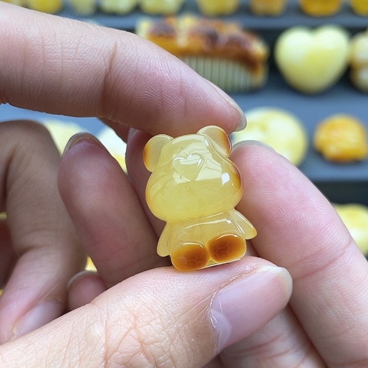 琥珀裸石未镶嵌蜜蜡