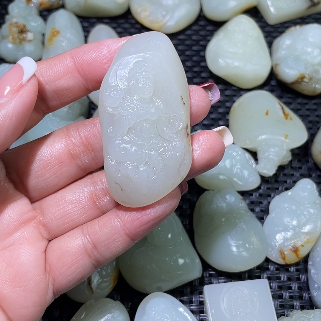 和田玉（糖玉）未镶嵌挂件