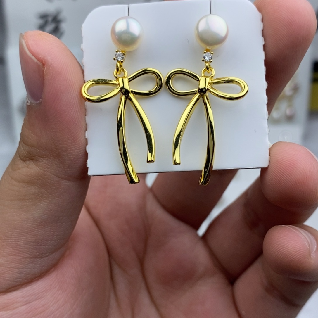 未镶嵌淡水珍珠耳饰