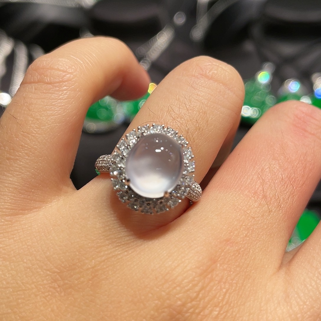 翡翠戒指18K金镶嵌蓝***多蛋面戒指