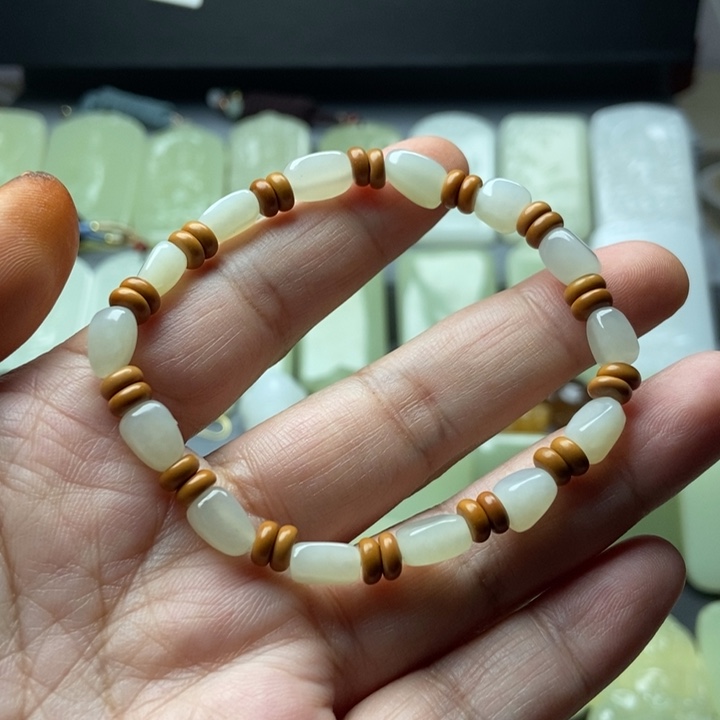 青海格尔木手串随行