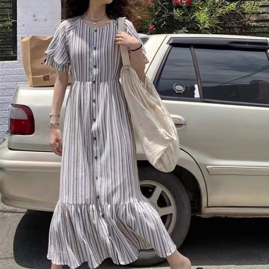 2025气质简约条纹休闲度假风连衣裙