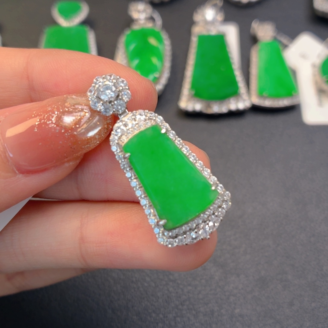 翡翠银S925镶嵌颈饰