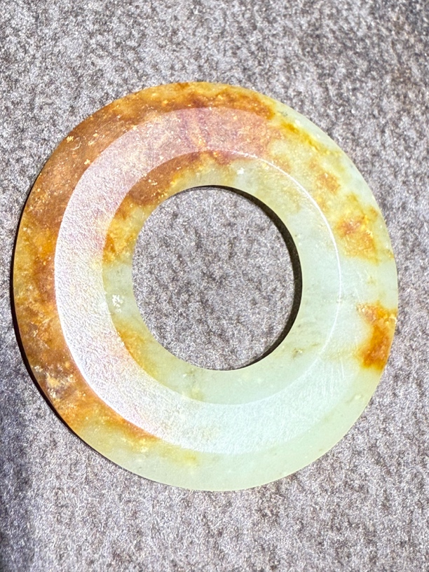 黄红沁天地人三彩玉环