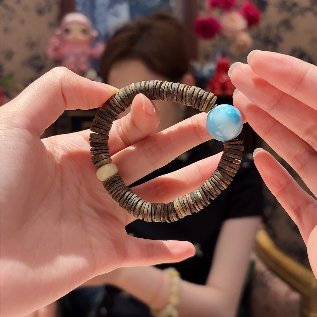 沉香手串手串沉香