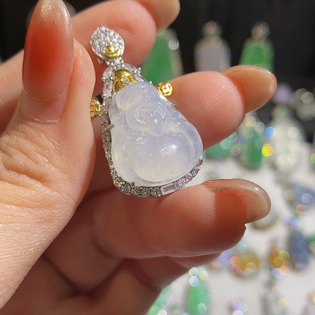 翡翠颈饰银S925镶嵌天然翡翠