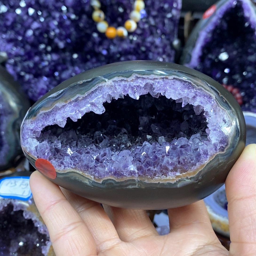 水晶摆件未镶嵌莹