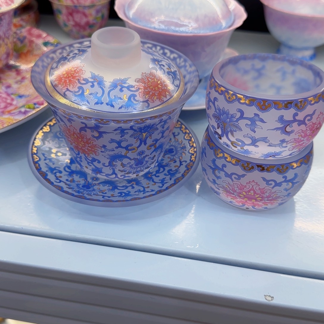 这些盖碗真好看！！！