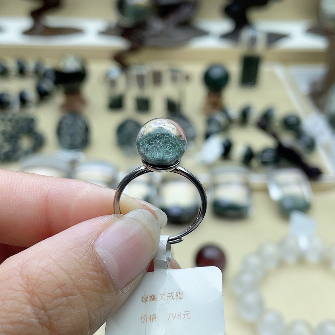 水晶戒指银S925镶嵌-*3绿幽灵金字塔戒指