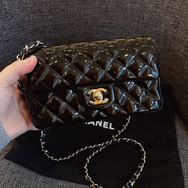 90新 Chanel/香奈儿 大mini黑金有卡19开 瑕疵链条开裂不影响使用