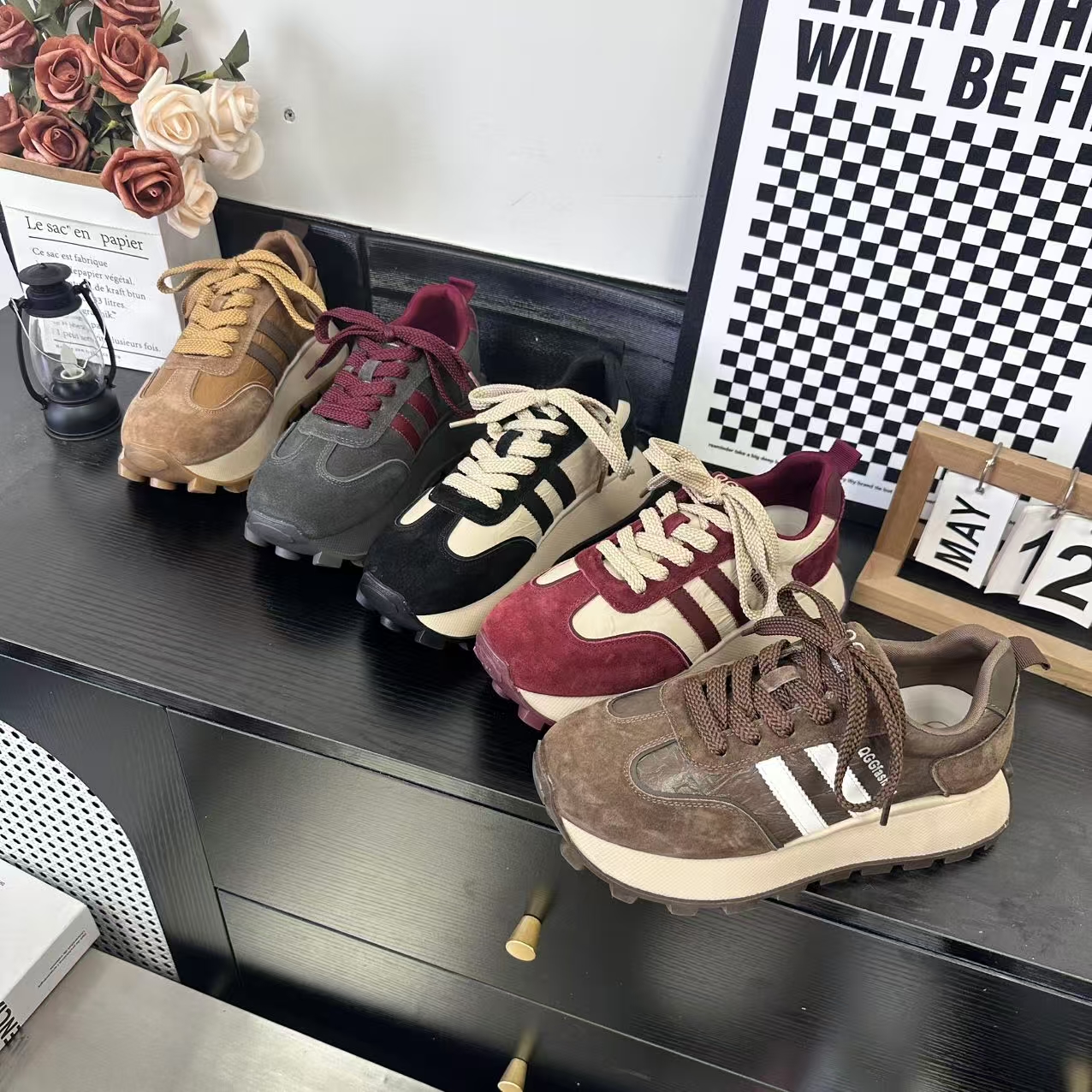 冬季新品经典时尚百搭休闲阿甘女鞋气质软底雅丹风冷粘工艺1099