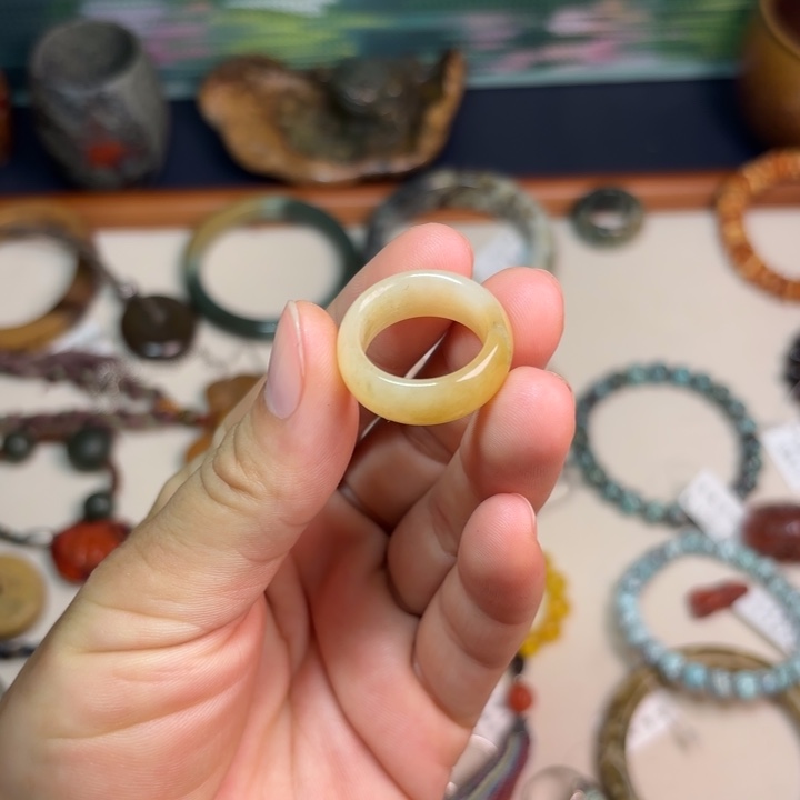 栀***晓颈饰未镶嵌和田玉