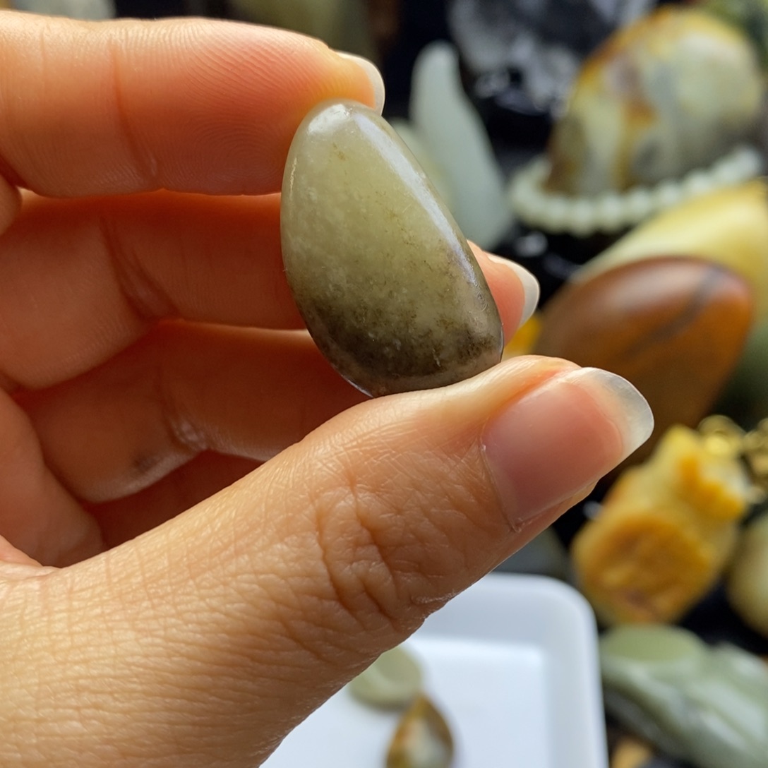 和田玉（子料）未镶嵌颈饰