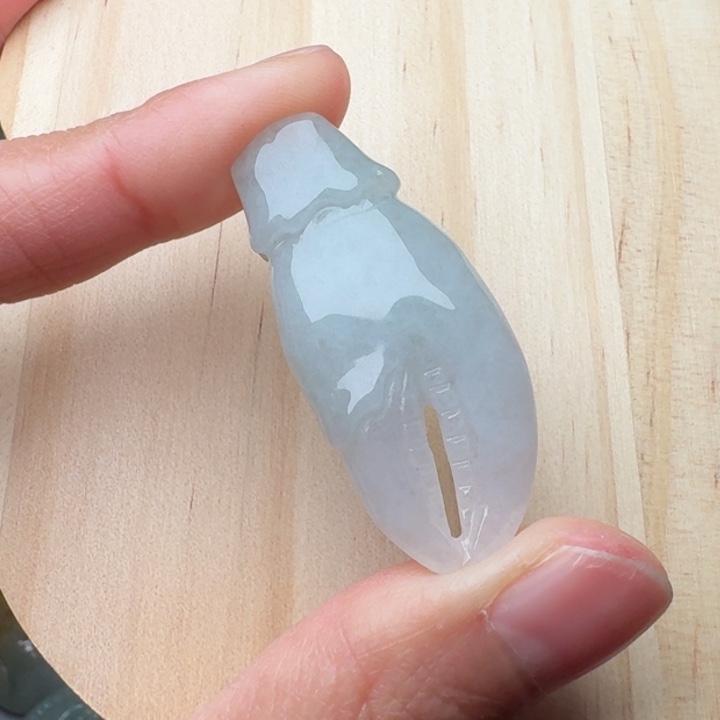 翡翠未镶嵌颈饰吊坠