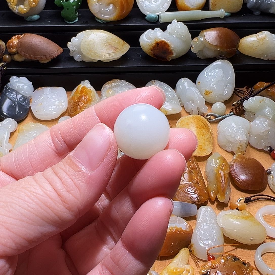 和田玉颈饰未镶嵌麦****o