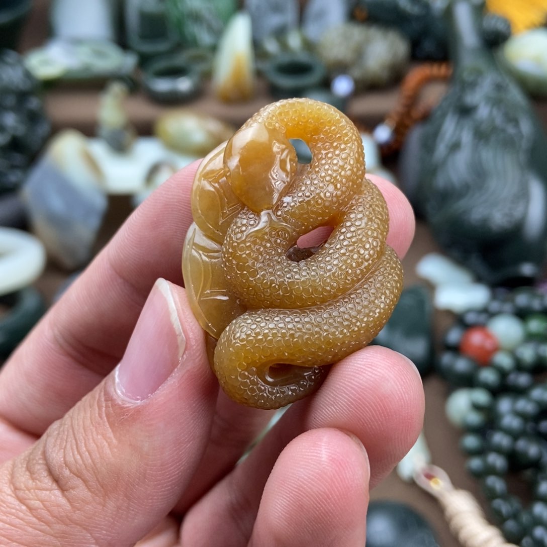 和田玉挂件未镶嵌