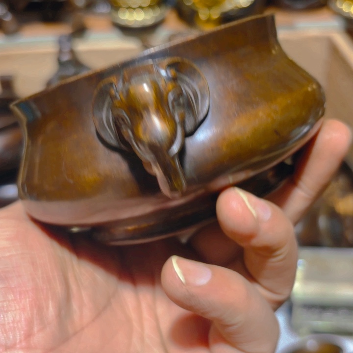 铜的。全清了。一件不留！不磨叽